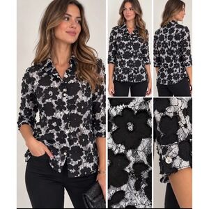 Dana Taylor Black White Floral Applique Lace Button Up Blouse Medium JLAB0101